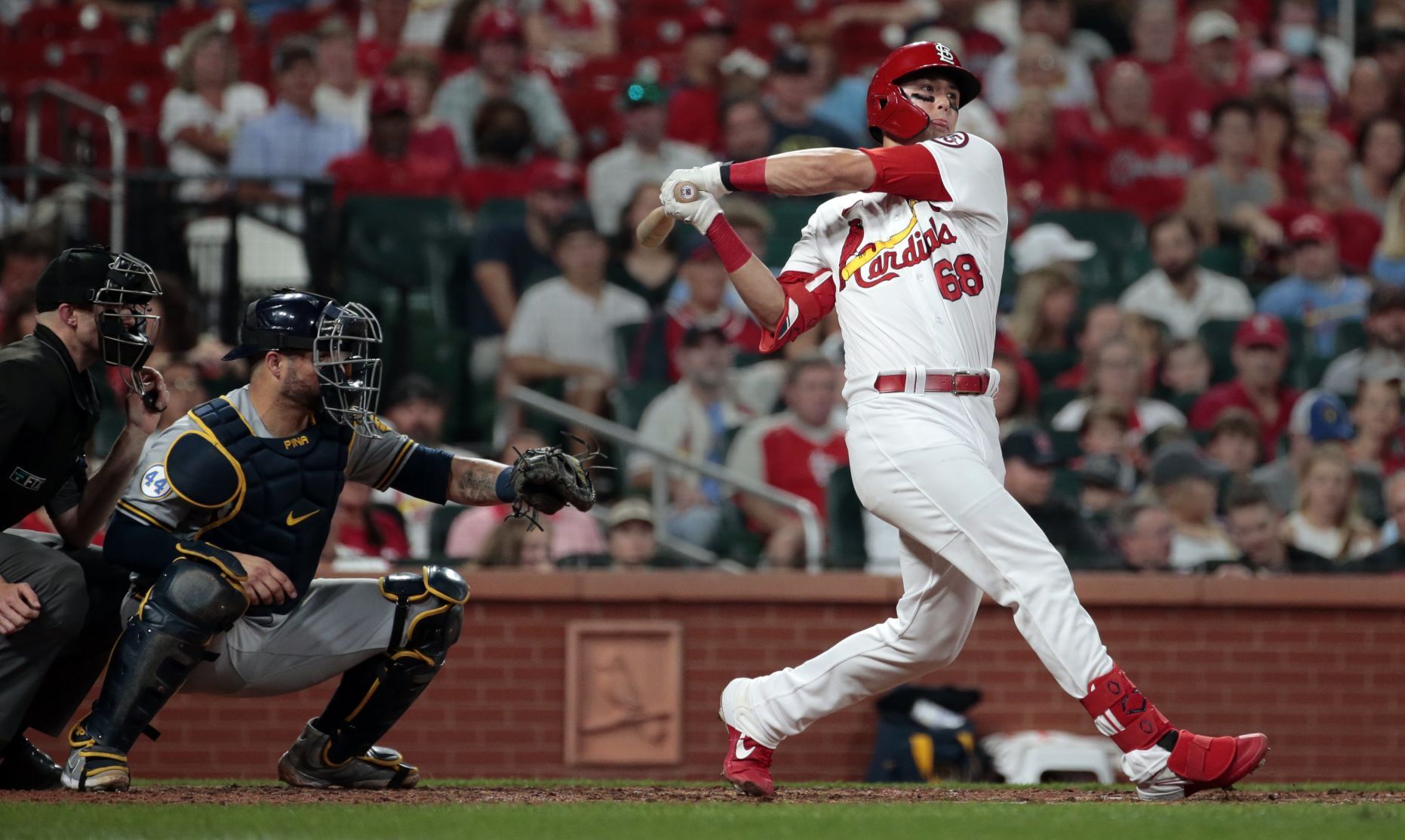 Cardinals, Brewers play second game of home stand
